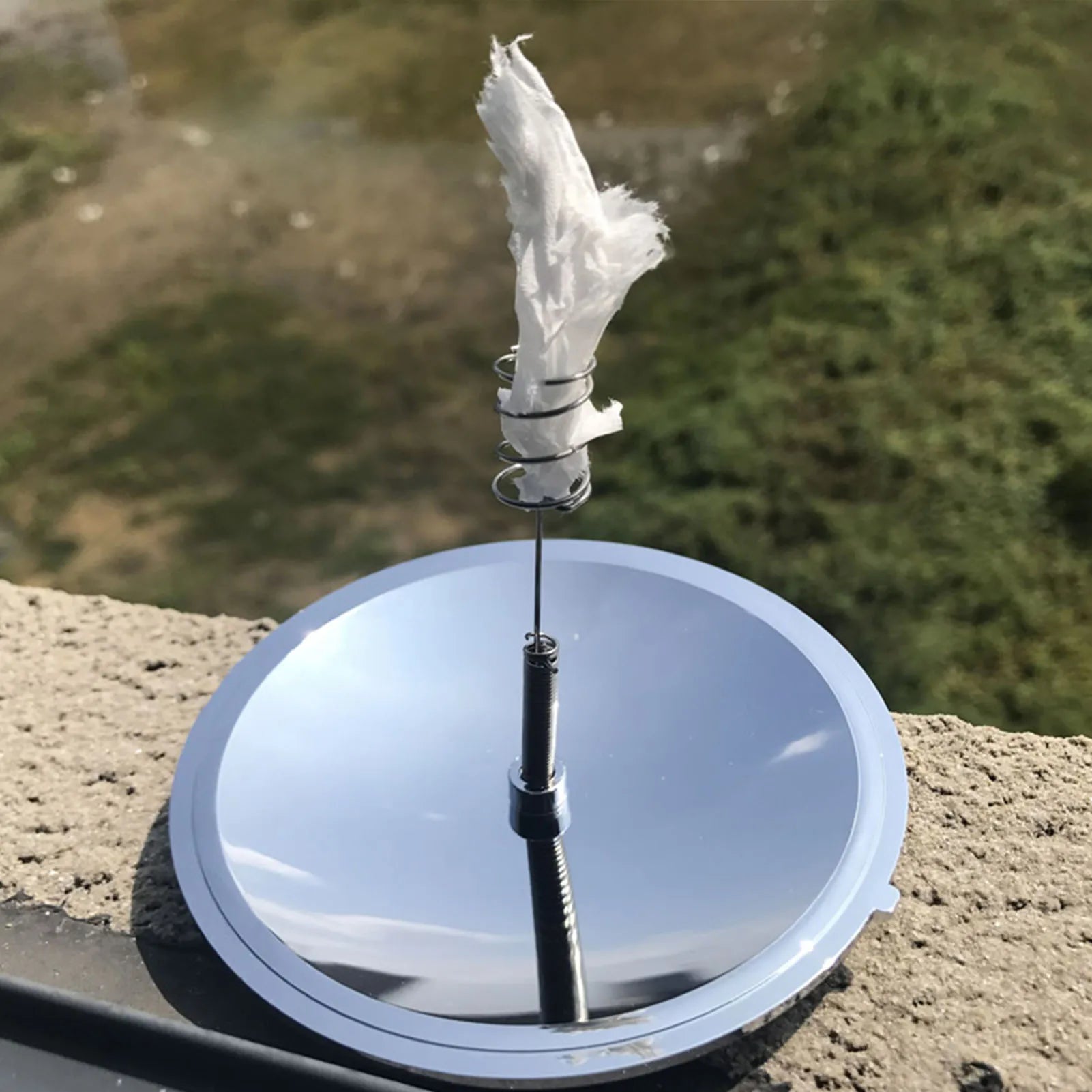 Portable Solar Spark Lighter Outdoor Solar Flame Starter Camping Solar Cigarette Lighter for Hiking Backpacking Best Service